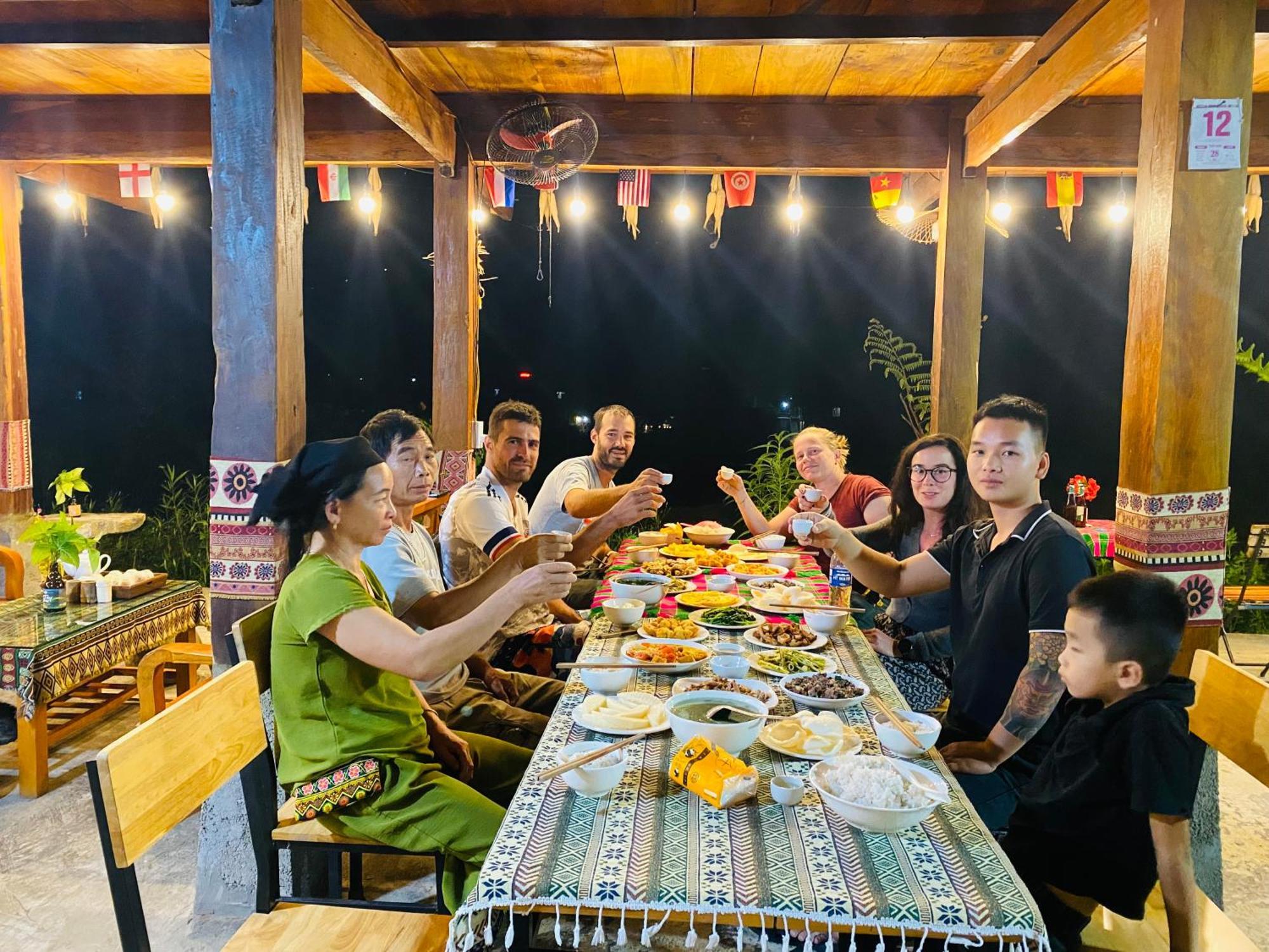 Du Gia Field View Homestay Làng Cac المظهر الخارجي الصورة