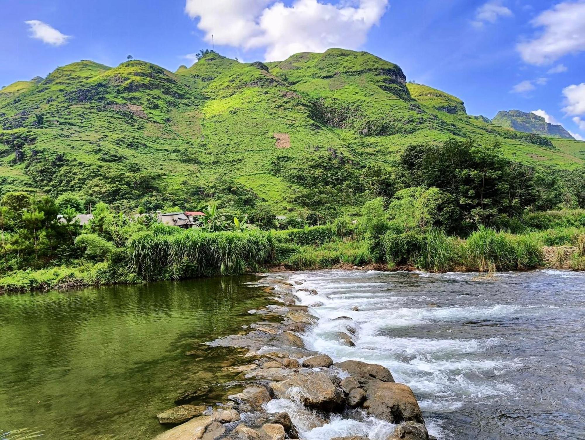 Du Gia Field View Homestay Làng Cac المظهر الخارجي الصورة